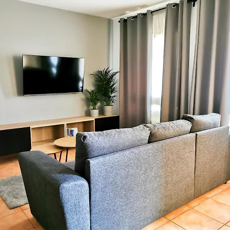 Apartment Tropical Fuerteventura With A Sunny Terrace And Fast Wifi Corralejo