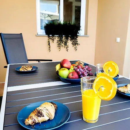 Tropical Fuerteventura With A Sunny Terrace And Fast Wifi Apartamento