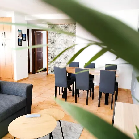Tropical Fuerteventura With A Sunny Terrace And Fast Wifi Corralejo