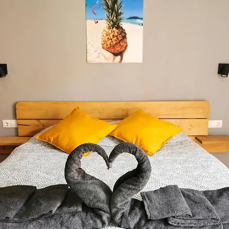 Tropical Fuerteventura With A Sunny Terrace And Fast Wifi Apartment *